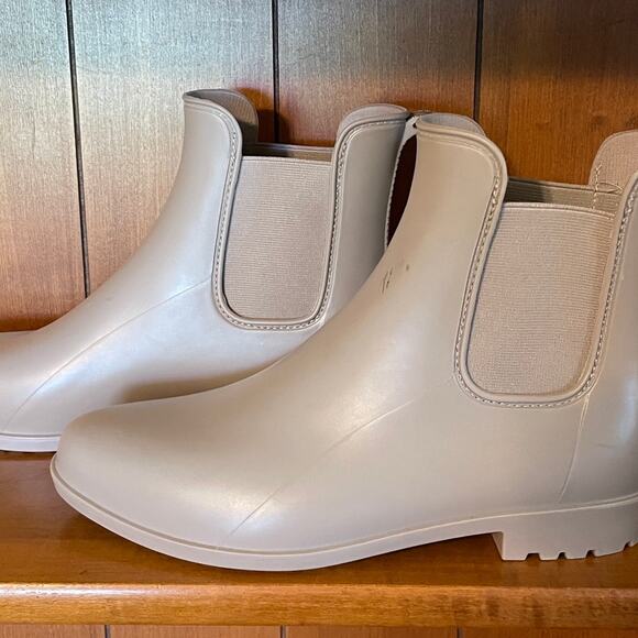 NWT Size 10 A New Day Tan Waterproof Slip in Boots - Picture 1 of 3
